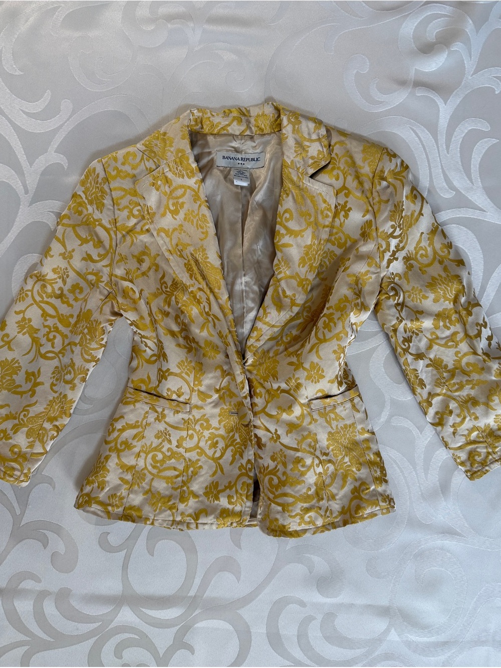 Banana Republic Gold and Cream Brocade Blazer